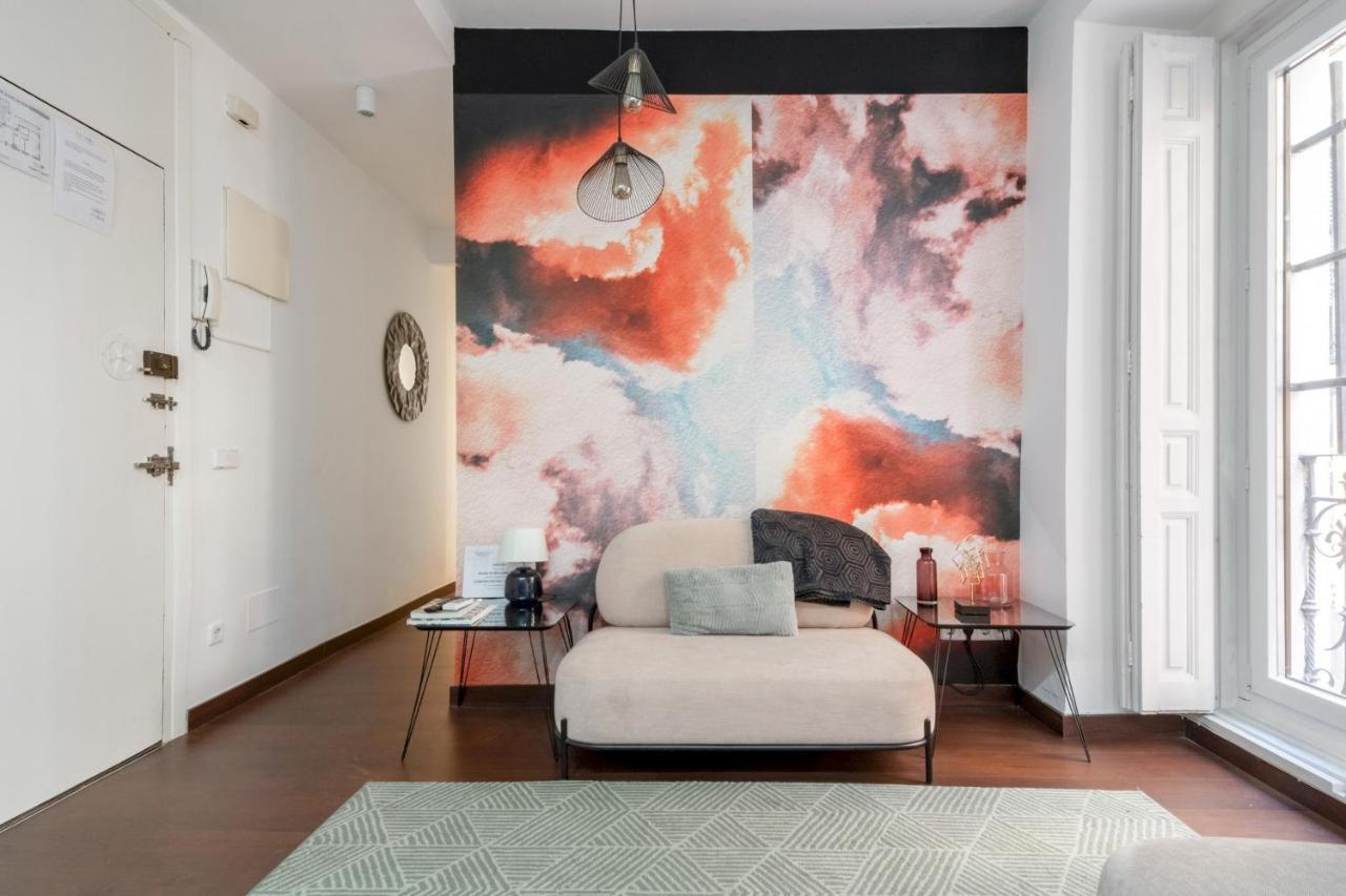 2 Bedrooms 2 Bathrooms Furnished - Malasana - Bright Stylish - Mintystay Madrid Exterior foto